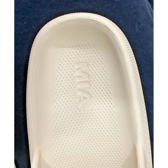 Mia Kandy Slip On Cushion Comfort Slide Nude Beige Sandals Size 8 EUC CLOUD - Picture 8 of 9